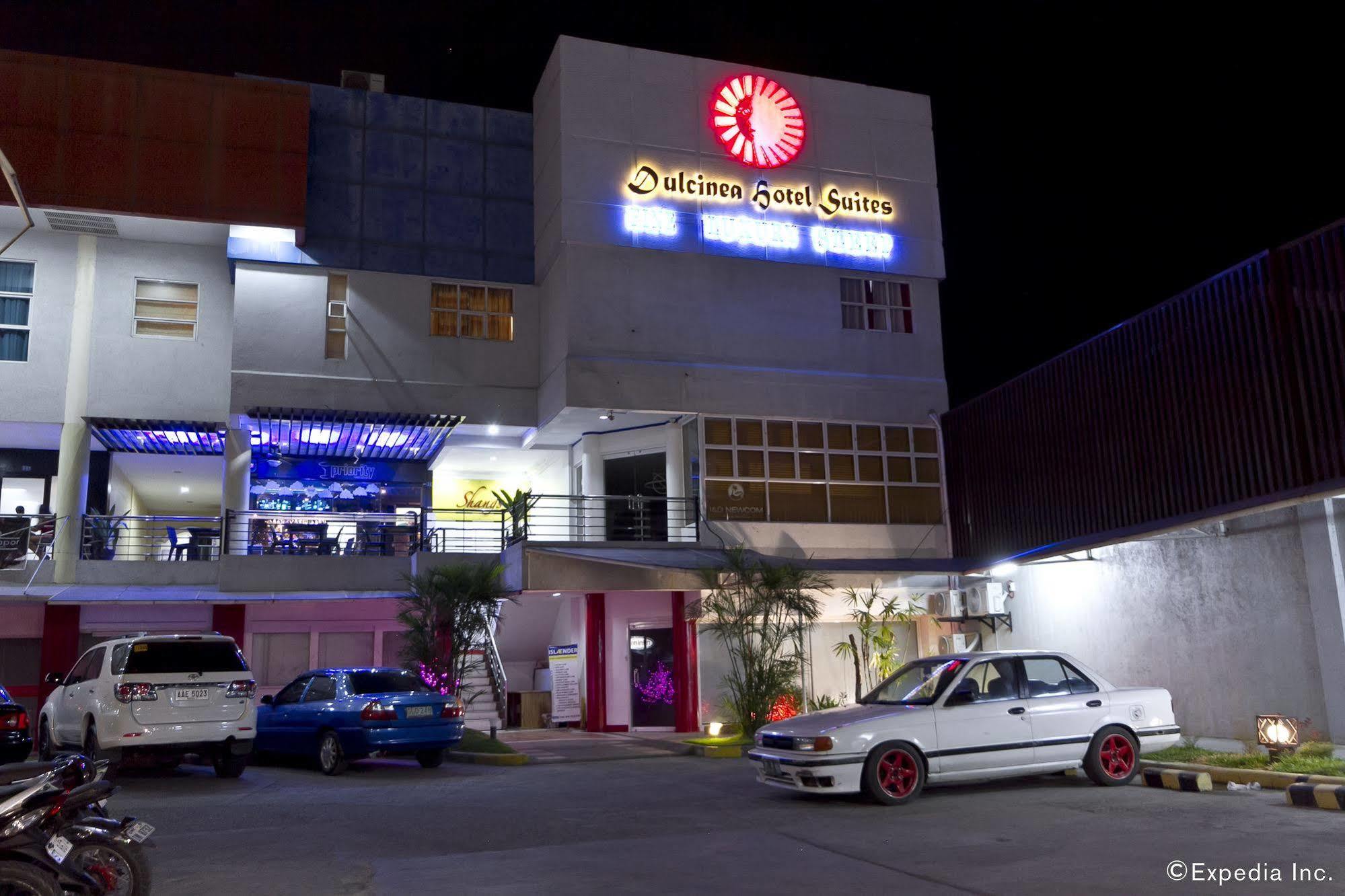 Dulcinea Hotel And Suites Lapu-Lapu City Exterior photo